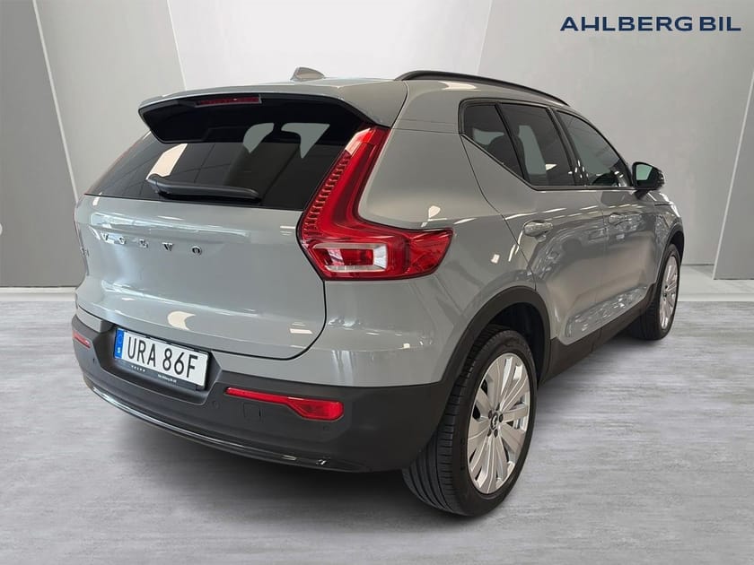 Bild 3 av Volvo EX40 Single Motor Extended Range R Core SE