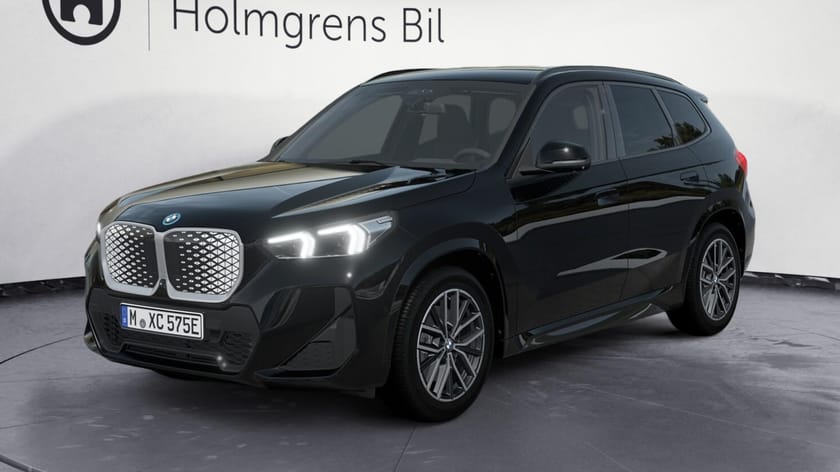 Bild 1 av BMW iX1 xDrive30 M Sport Business Ed Drag HUD DA