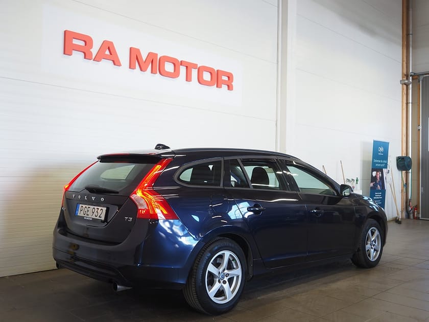 Bild 5 av Volvo V60 T3 Business Kinetic 152hk | Bluetooth | PDC |