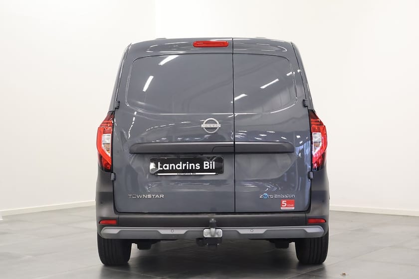 Bild 4 av Nissan Townstar EV 2.2t 45kwh N-connecta L1 Moms