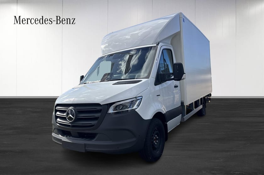 Bild 1 av Mercedes-Benz eSprinter 420 Chassi 81 kWh EH A3 SELECT | VOLYMSKÅP | LAGER