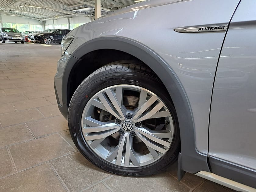 Bild 5 av Volkswagen Passat Alltrack 2.0 TDI 190 DSG 4M Executive Dragpkt.|Parkv.
