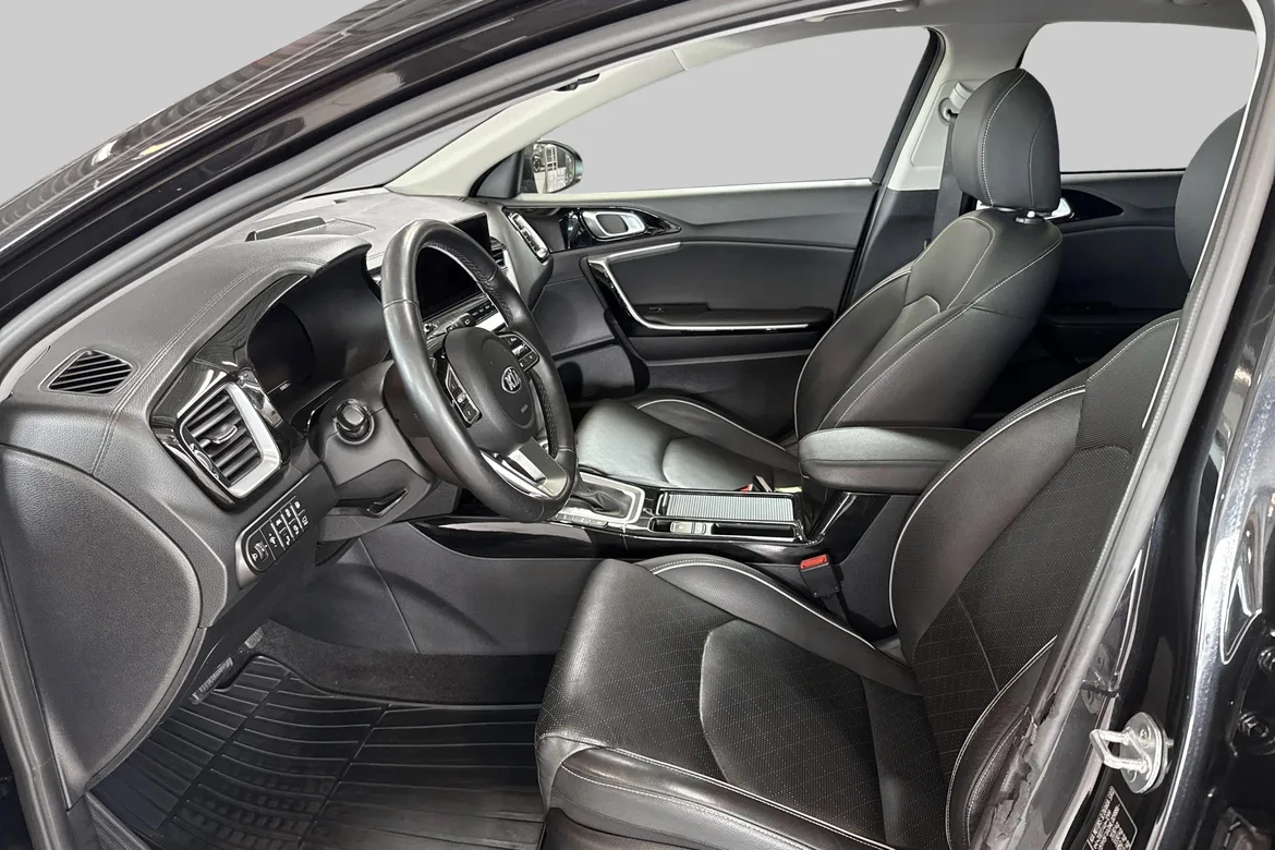 picture of a car