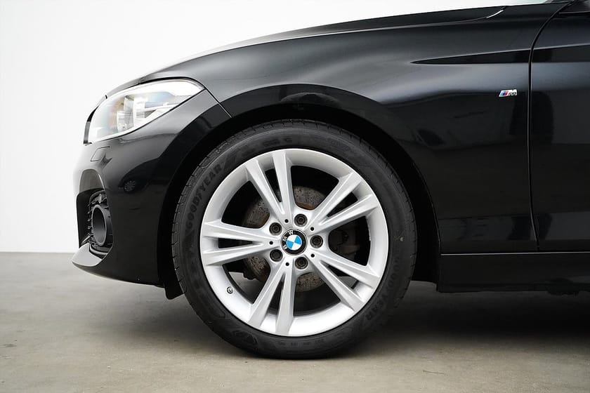 Bild 2 av BMW 120d xDrive 120 / 190hk / M-sport / HiFi  / LED