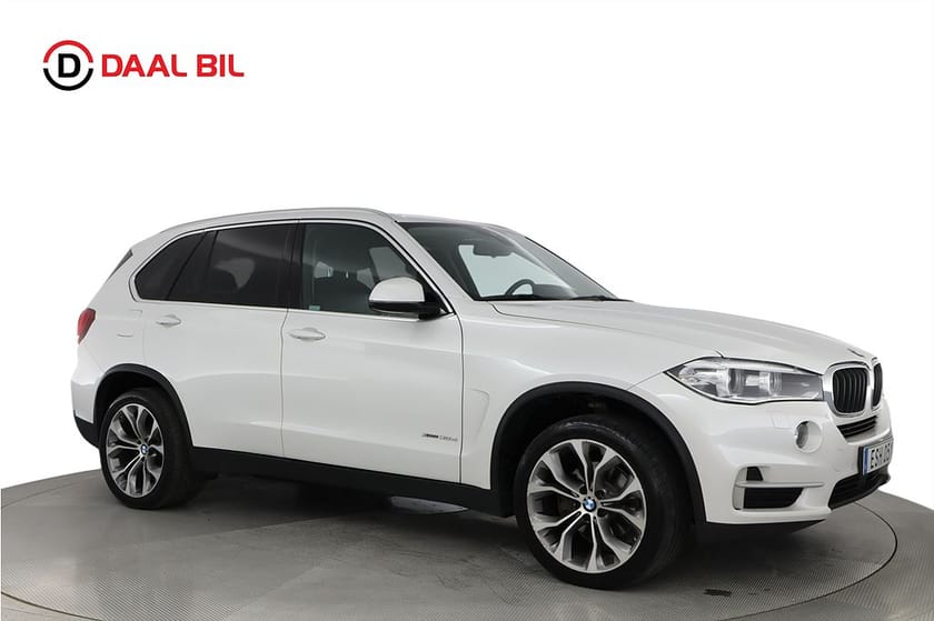 Bild 4 av BMW X5 xDrive30d xDRIVE 30D 258HK H/K® P-VÄRM DRAG PANO B-KAMERA HUD
