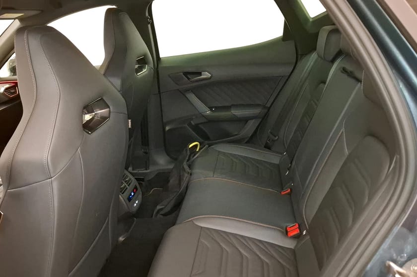Bild 5 av CUPRA Formentor VZ e-Hybrid / Drag / Matrix / 19 Tum /