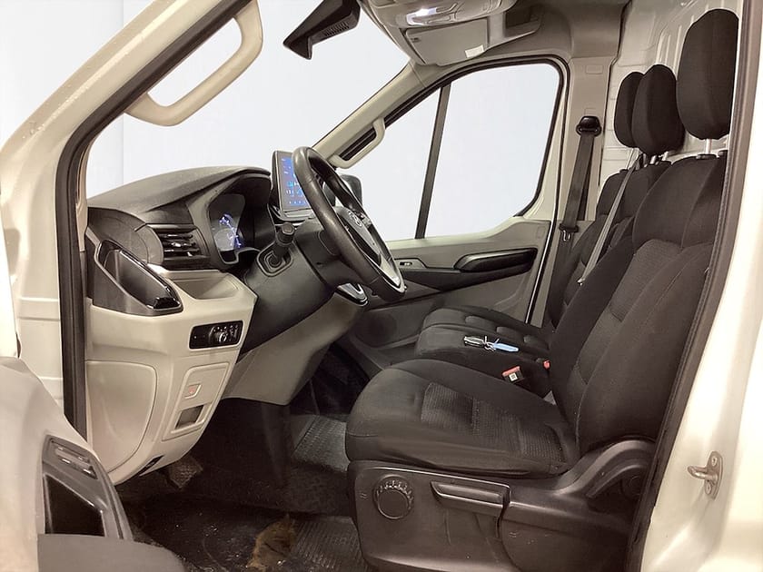 Bild 3 av Maxus e-Deliver 9 N1 88.5 kWh L3H2 3-sits P-Sens CarPlay MOMS 204hk