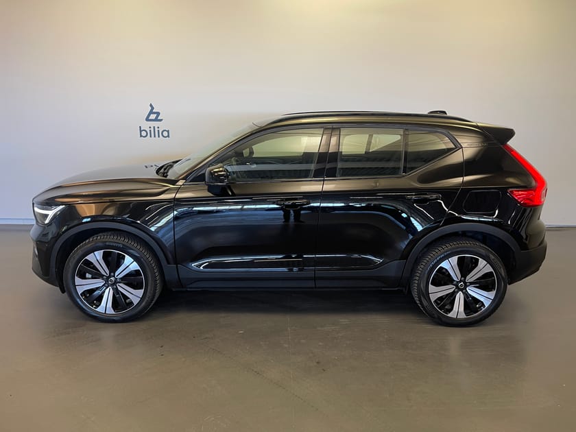 Bild 2 av Volvo XC40 Recharge Single Motor Plus / Dragkrok / Navigation / Backkamera /