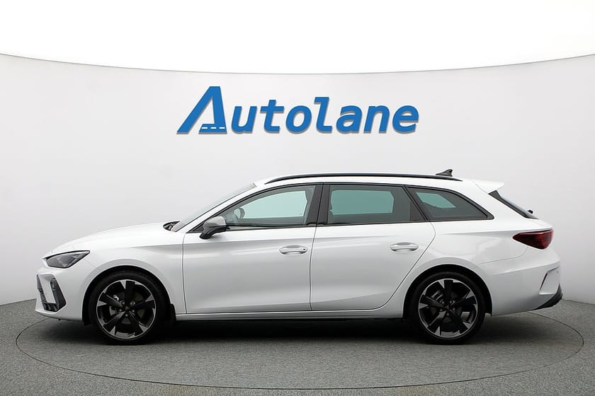 Bild 5 av CUPRA Leon Sportstourer 1.5 eTSI Automat, Kamera, Carplay, Cockpit, Rattvärme