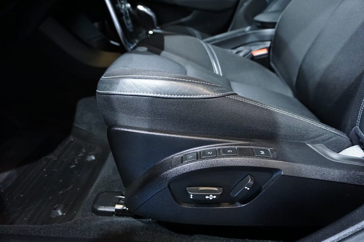 Volvo V40 2017 - miniatyr 11