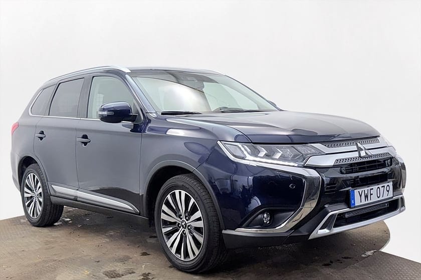 Bild 4 av Mitsubishi Outlander 2.0 4WD Comfort Delläder Kamera Keyless 150hk