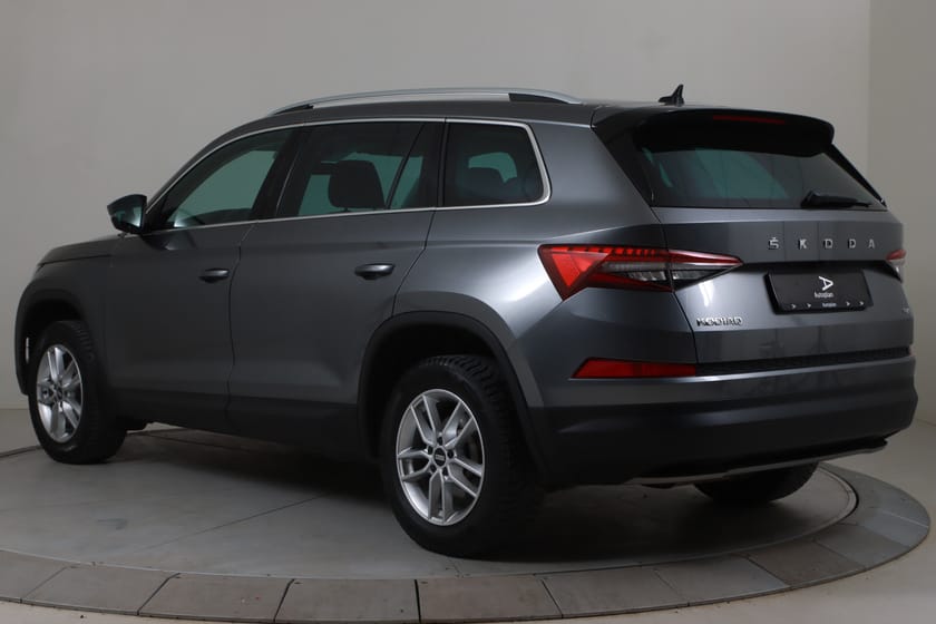 Bilde 3 av Škoda Kodiaq 2,0 TDI 150hk Style 4x4 ACC/Krok/Webasto/Kamera/DAB/BT