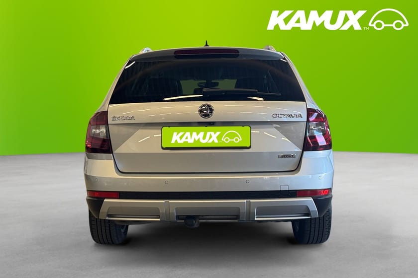 Bild 5 av Škoda Octavia Scout 2.0 TDI 4x4 Premium 184hk Drag D-Värm Canton