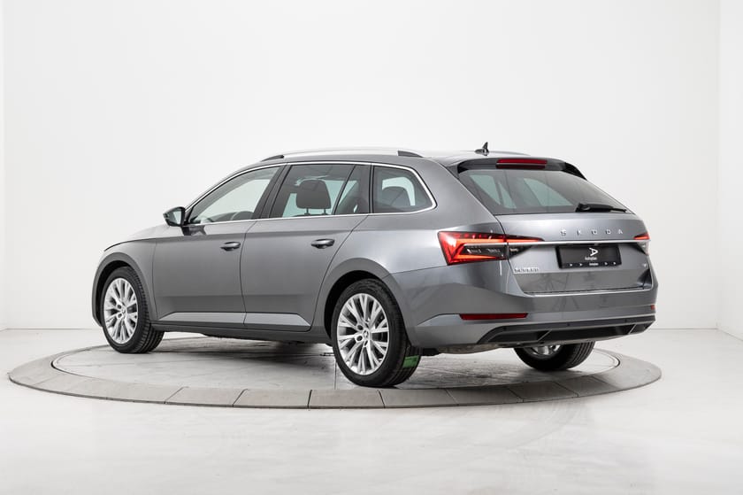 Bilde 5 av Škoda Superb Stasjonsvogn 2,0 TDI 200Hk 4x4 ACC/Krok/Webasto/Kamera