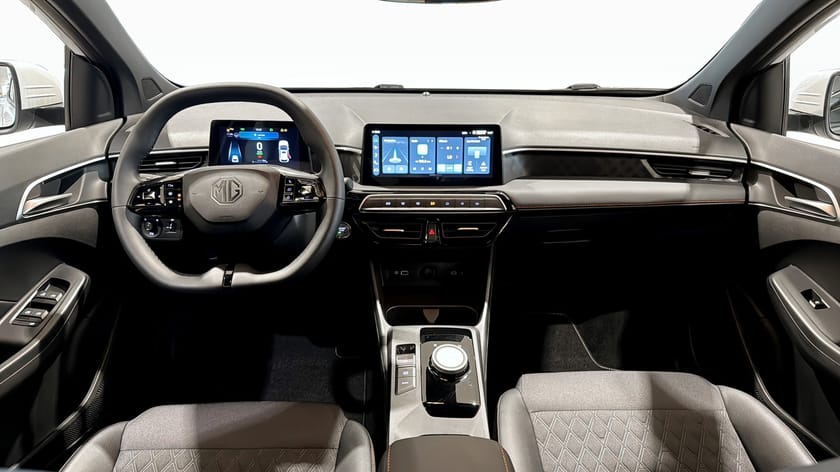 Bild 4 av MG 3 Hybrid+ LUXURY 190 HK Privatleasing från 2995kr/mån