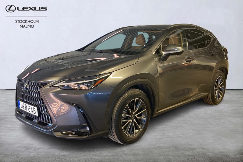 Bild 1 av Lexus NX 450h+ Skinn P-värmare Backkamera Drag