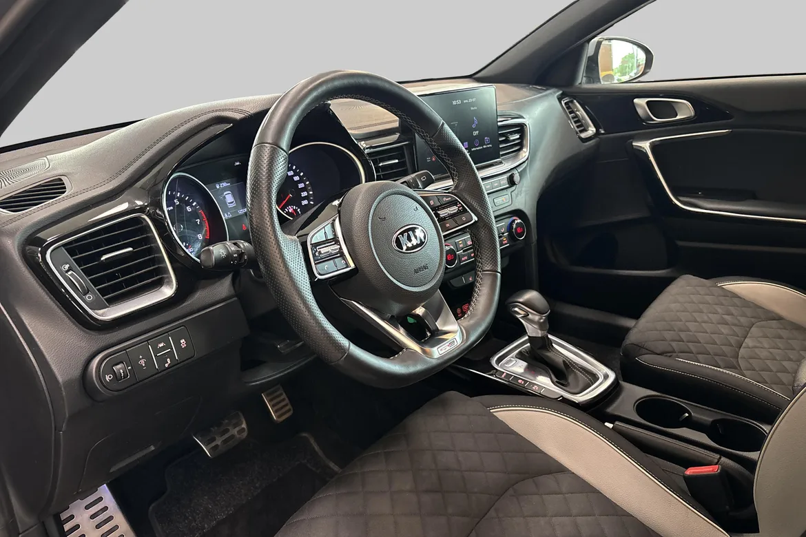 picture of a car