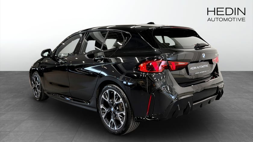 Bild 2 av BMW 120 5-d M Sport Rattvärme Driving Assistant