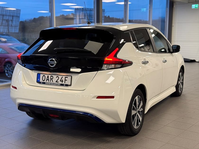 Bild 3 av Nissan Leaf 40KWH 5-dörr Kamera Navi Värmare 285km