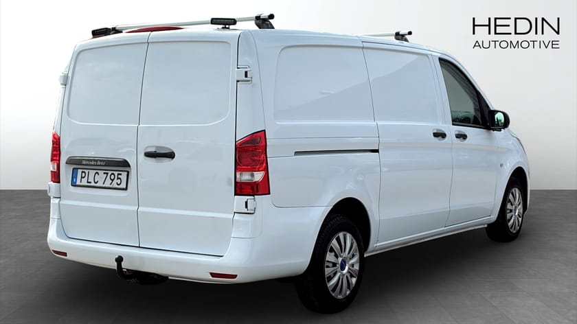 Bild 2 av Mercedes-Benz Vito 111 CDI 2.8t 1,6 114hk 6vxl man 3sits värm, drag