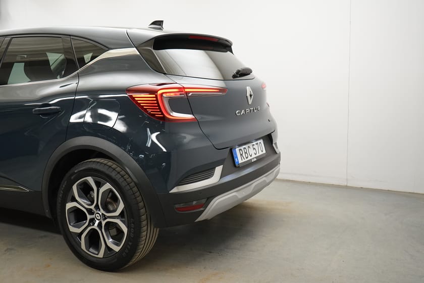 Bild 3 av Renault Captur E-TECH Plugin-Hybrid 160 Techno, Navigation