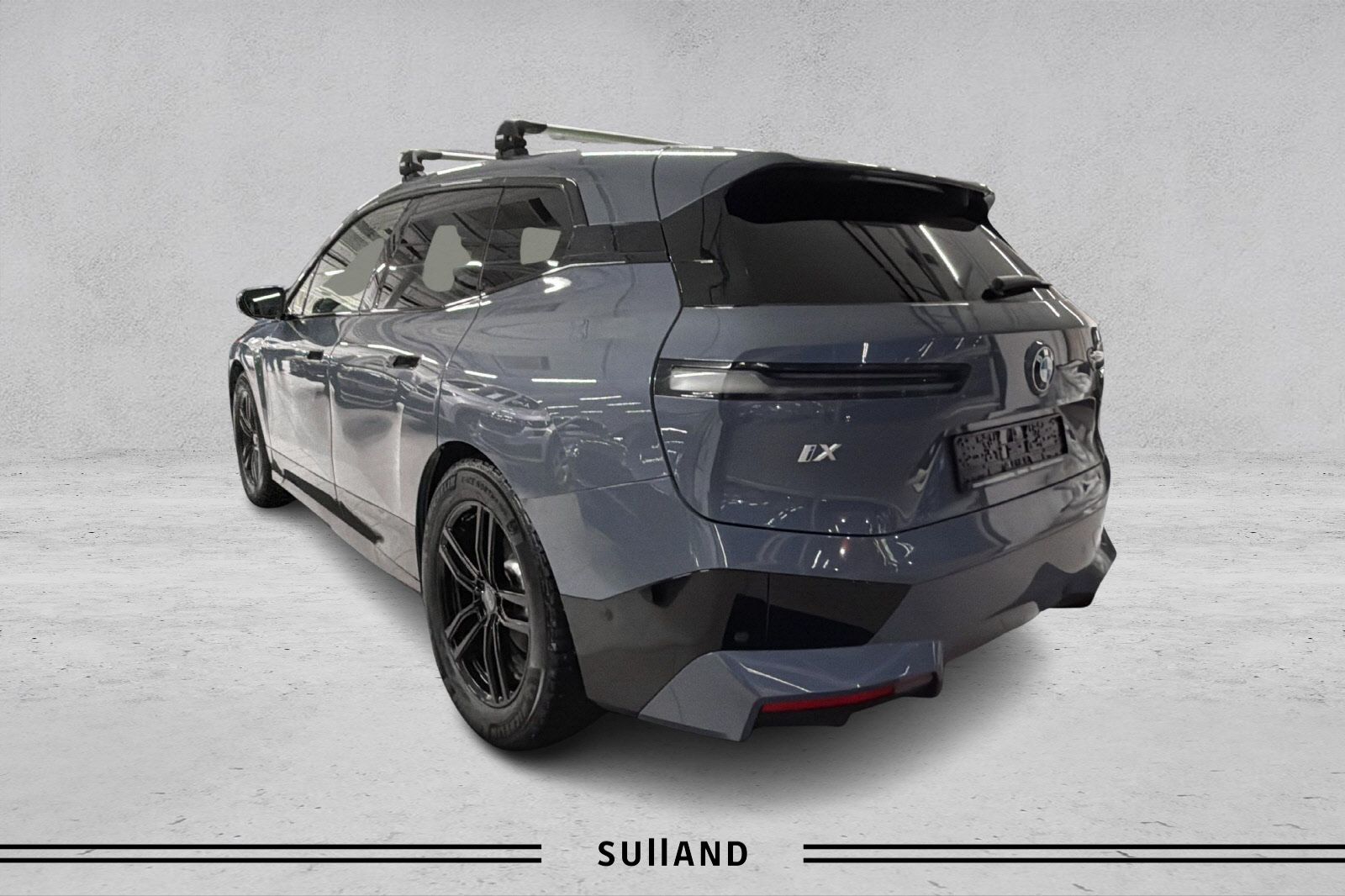 Thumnail bilde 2 av BMW iX xDrive40