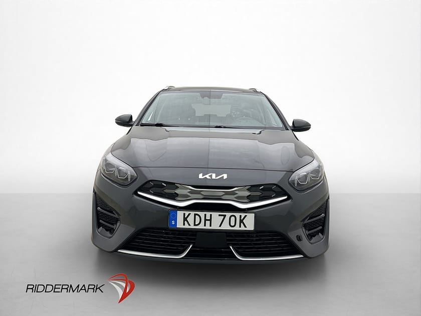 Bild 1 av Kia Ceed Sportswagon Plug-in Hybrid Plus 2 Pano Drag Kamera CarPlay
