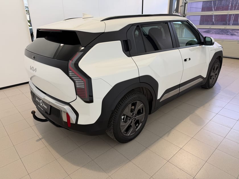 Bilde 3 av Kia EV3 Long Range EXCLUSIVE / NORSK / HENGERFESTE