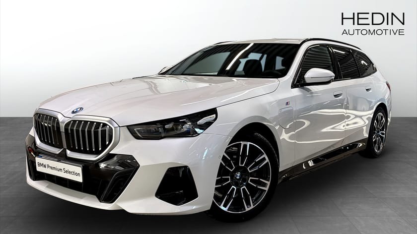 Bild 1 av BMW 530e xDrive Touring M Sport Drag Driving Ass Plus