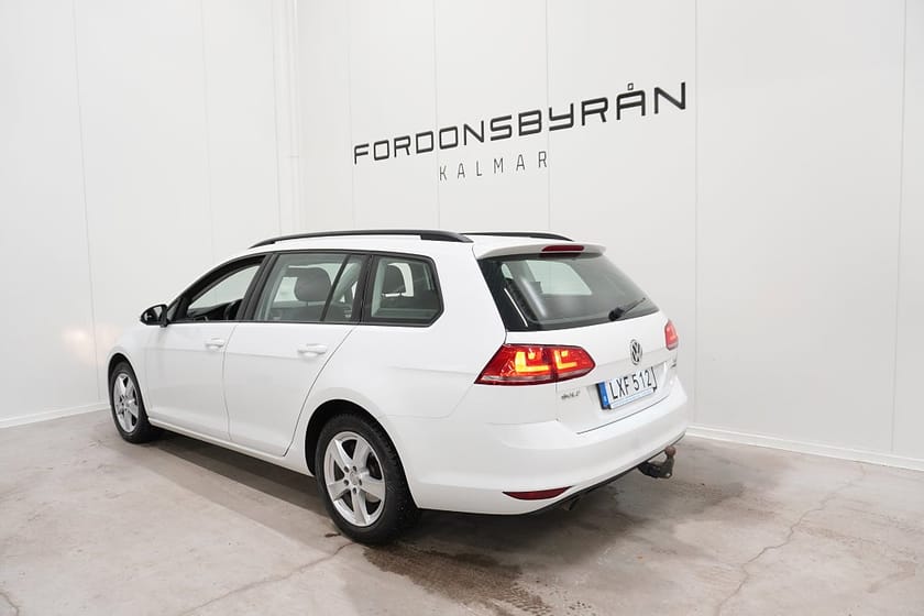 Bild 5 av Volkswagen Golf Sportscombi 1.2 TSI 110HK B-kamera CarPlay Drag