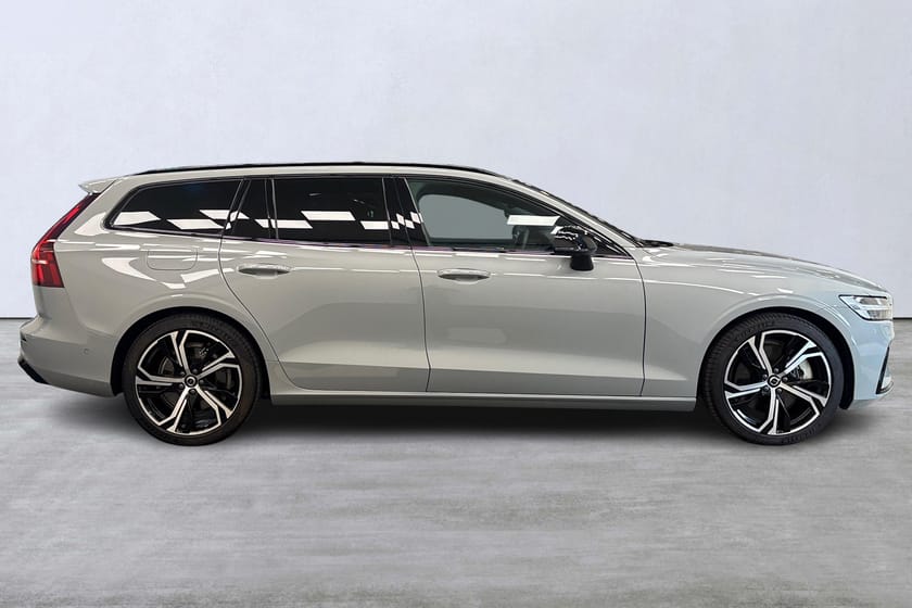 Bild 3 av Volvo V60 T6 Plus Dark Edition