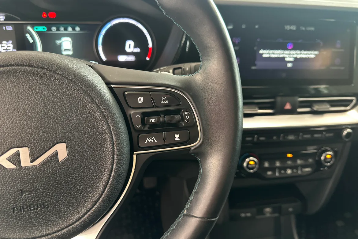 picture of a car