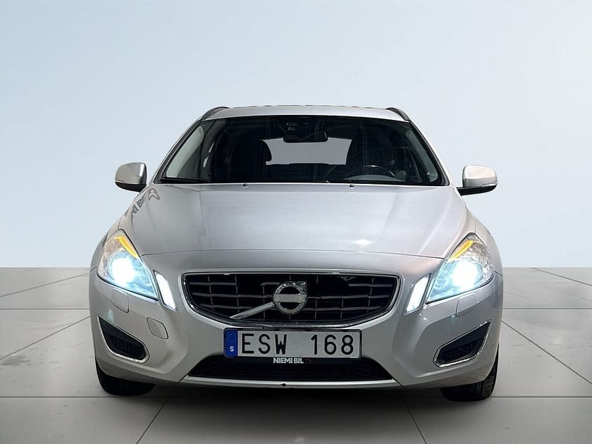 Bild 2 av Volvo V60 D3 Momentum Dieselvärmare Bluetooth Psens S/V-hjul
