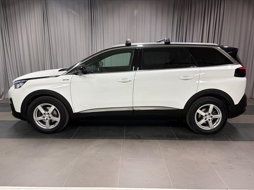 Bild 2 av Peugeot 5008 GT-LINE PT 165 AUT 7-Sits Drag Vinterhjul Lastbågar