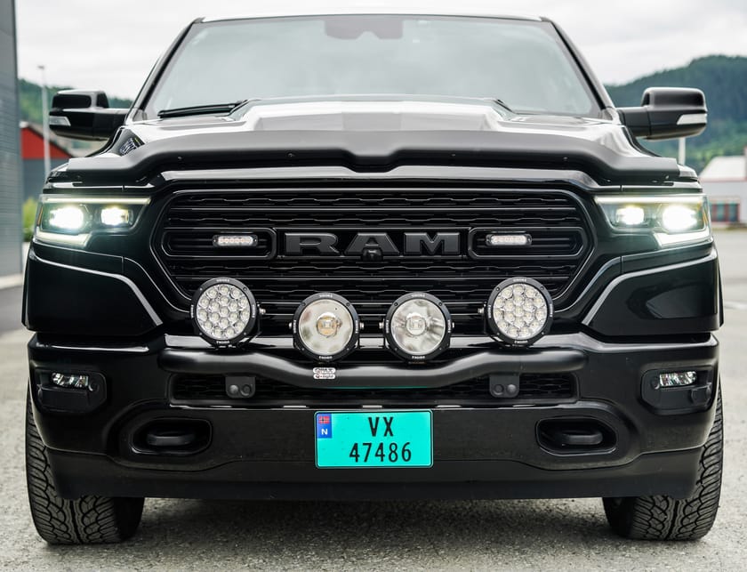 Bilde 4 av RAM 1500 Dobbelcab 3,0D 264Hk / ALT utstyr / 22" /LUFT /Night Edition