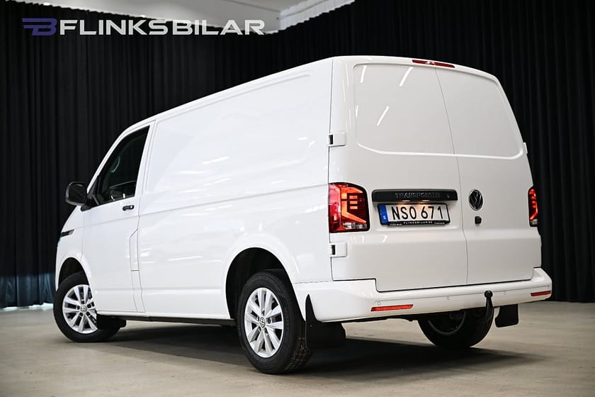 Bild 4 av Volkswagen Transporter DSG 150HK Nedlackad|LED|Drag|Värmare|EnÄgare|Leasbar