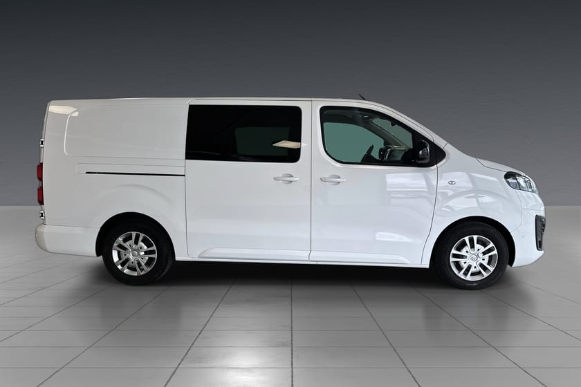 Bilde 4 av Opel Vivaro-e Varebil L3/KAMERA/DELSKINN/FLEXCARGO