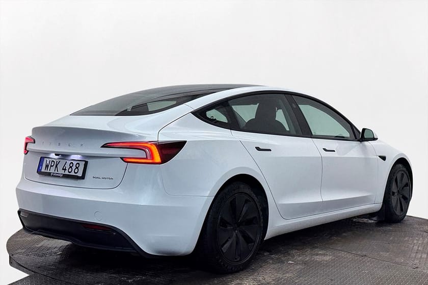 Bild 5 av Tesla Model 3 Long Range AWD Drag Pano Läder Värmepump 400 hk