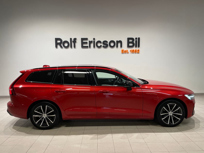 Bild 2 av Volvo V60 Recharge T8 Plus Dark