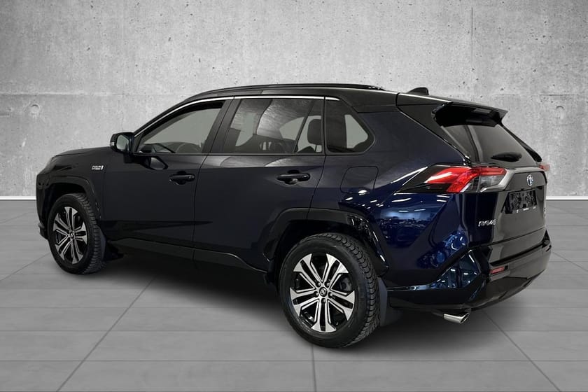 Bilde 3 av Toyota RAV4 Plug-in Hybrid Executive/Bitone/Panorama/Aut./4x4/ny service/1 eier/
