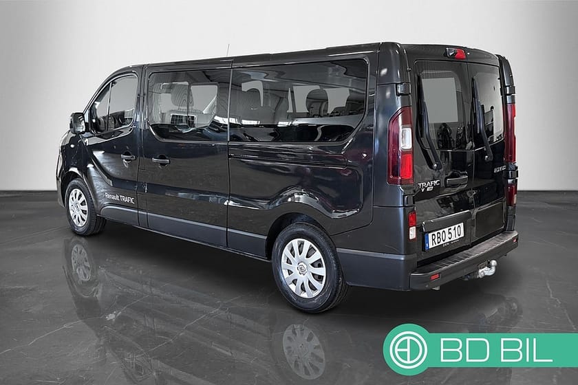 Bild 2 av Renault Trafic Grand Kombi 2.0 dCi 9-SITS VÄRMARE BACKKAMERA DRAG MOMS