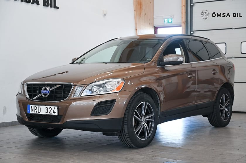 Bild 2 av Volvo XC60 D3 AWD Momentum Värmare Drag 163hk
