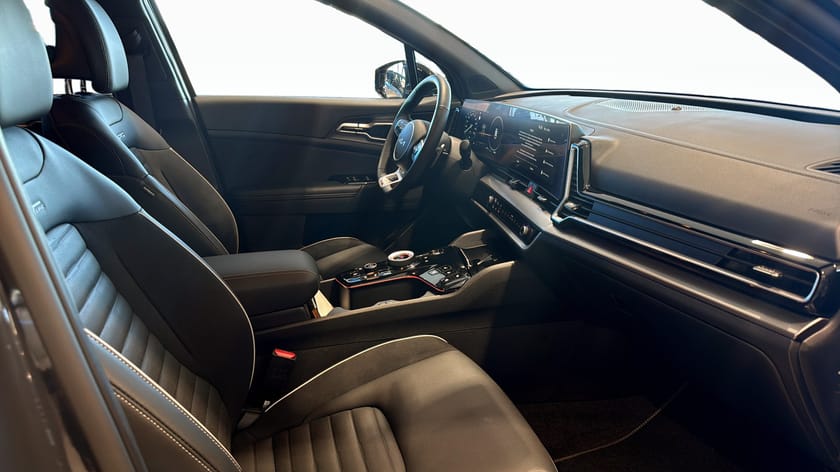 Bild 3 av Kia Sportage PHEV GT-Line 252hk H&K 360° Keyless Dragkrok