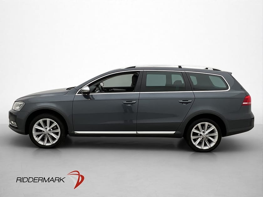 Bild 4 av Volkswagen Passat Alltrack 2.0 TDI 4M Pano Skinn Kamera Drag