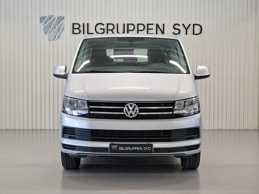 Bild 2 av Volkswagen Caravelle T32 2.0 TDI BMT Comfortline|Dragkrok|Värmare|9-Sits|LWB