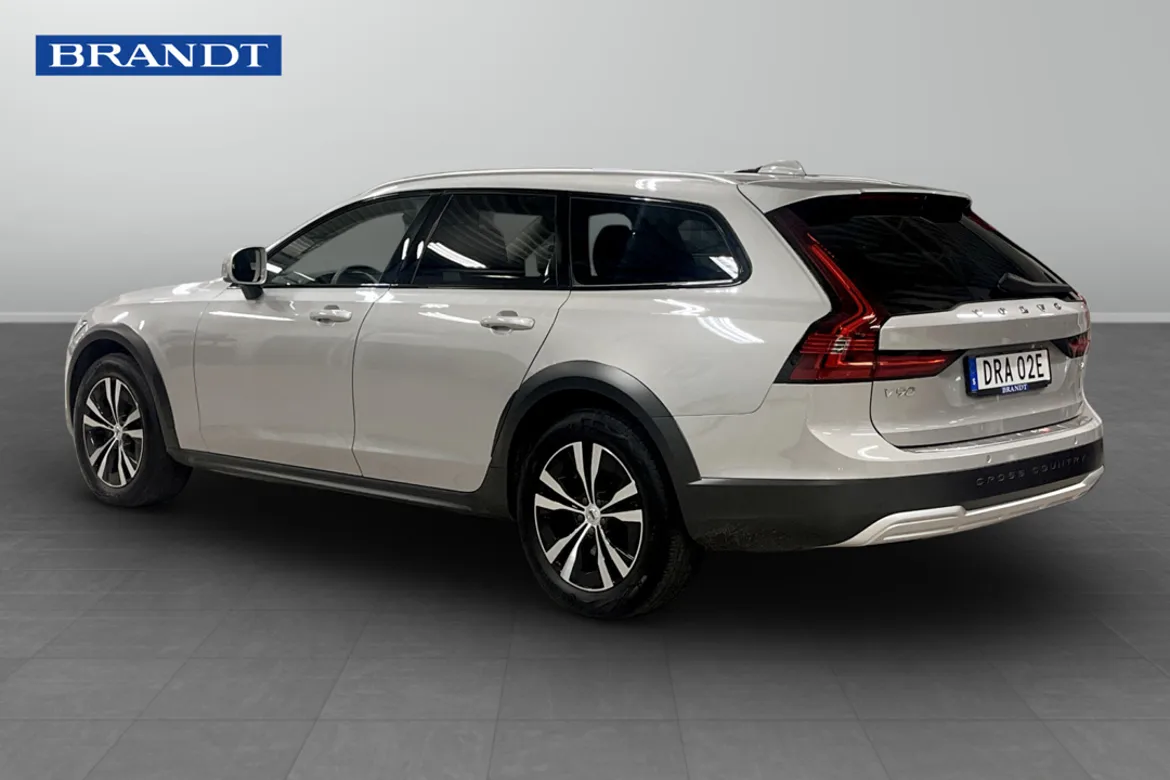Volvo V90 Cross Country