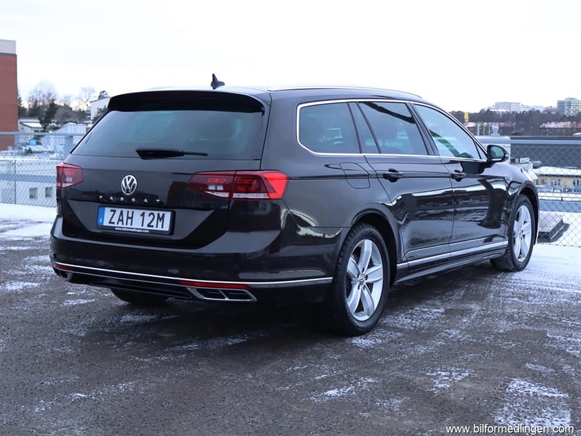 Bild 4 av Volkswagen Passat Sportscombi 1.5 TSI Navi Kamera S/V-hjul Moms