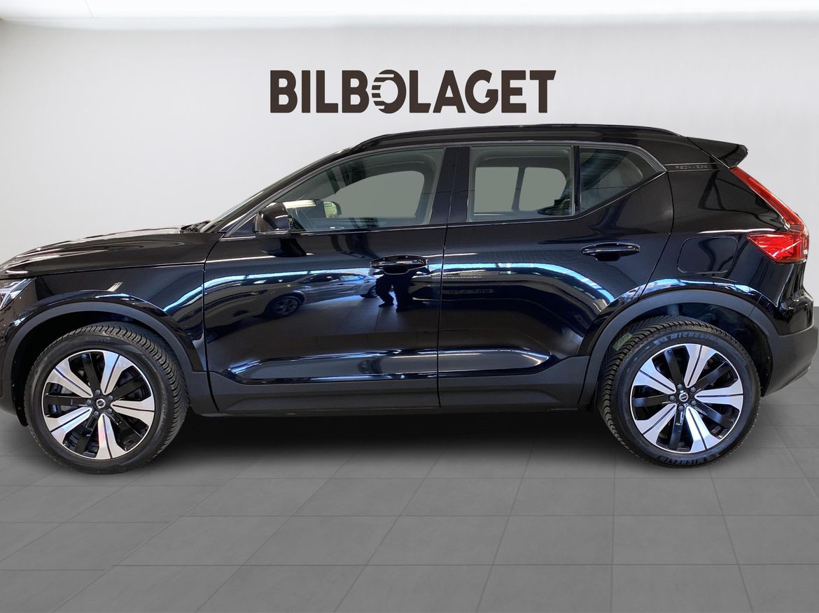 Volvo XC40 2023 - miniatyr 2
