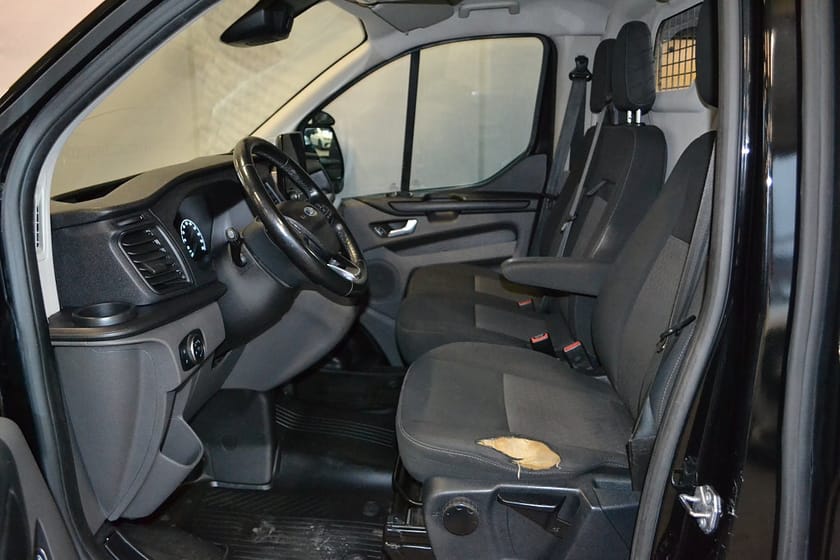 Bild 4 av Ford Transit Custom 300 2,0TDCi 130hk Aut Drag Värmare Ny kamrem