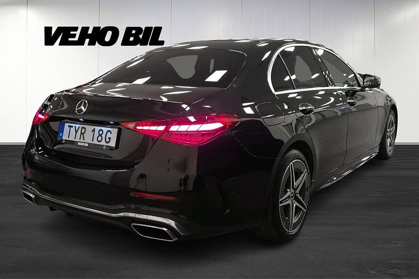 Bild 3 av Mercedes-Benz C 300 de AMG Drag Distronic Burmester Keyless